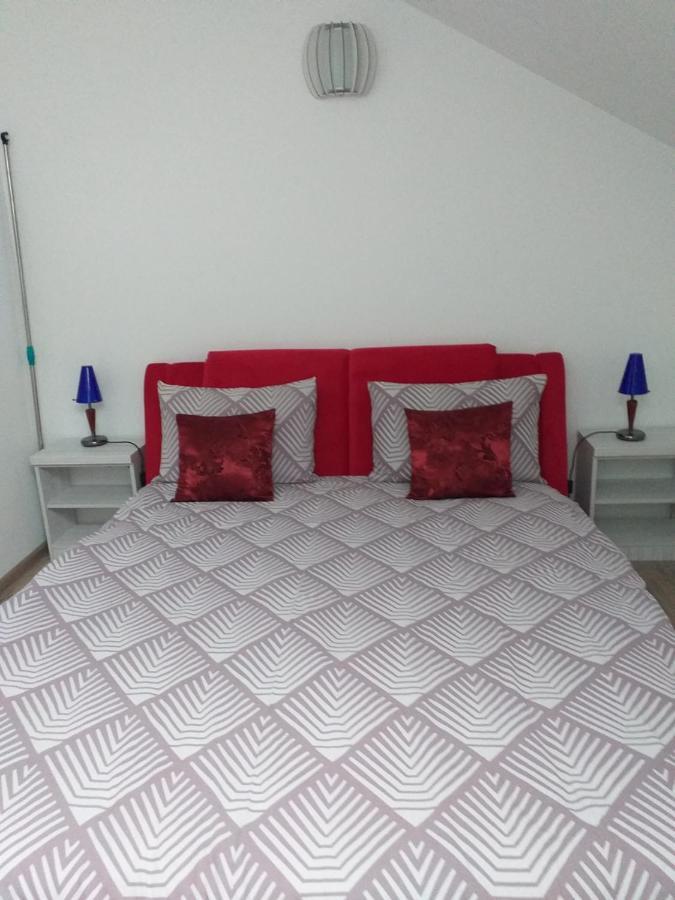 Felicita Apartment Брашов Екстериор снимка